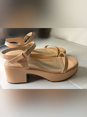 Seychelles Nude Platform Strappy Sandals